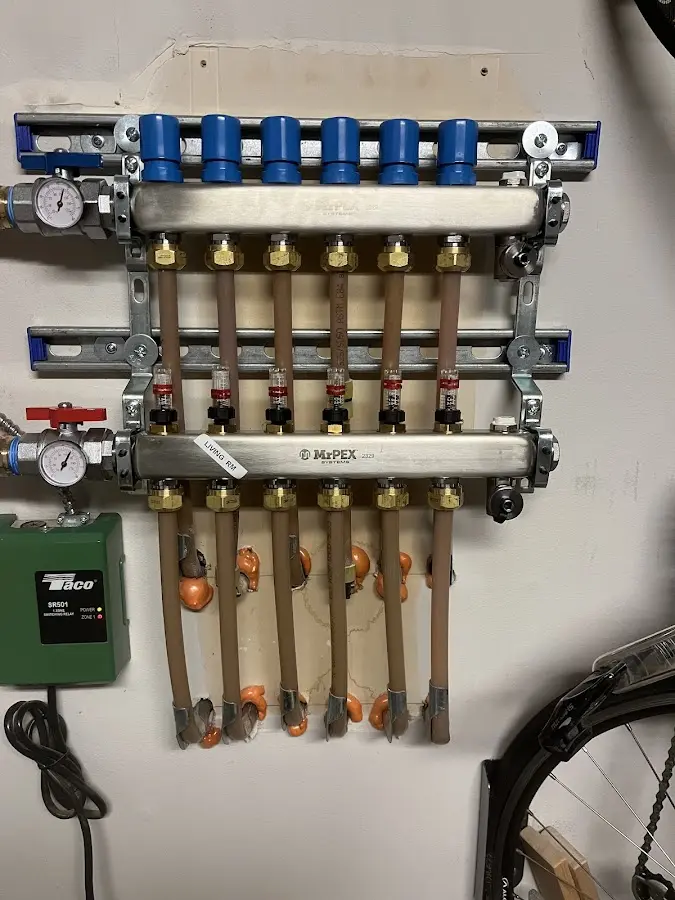 Plumber performing Leak Detection at a residential property in Bear Valley Springs